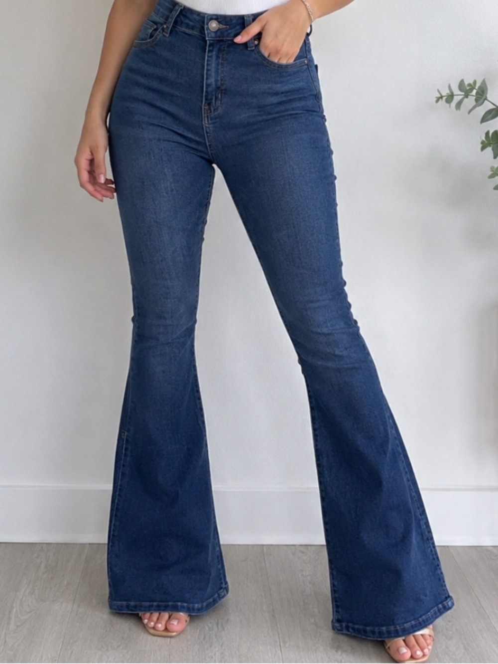 BAMBOO Dark Blue High-Rise Flare Jeans Size 9